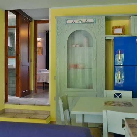 Ferienhaus Villino Immerso Nel 100 M Dal Mare *